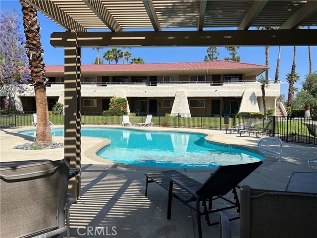 Building Photo - 2860 N Los Felices Rd