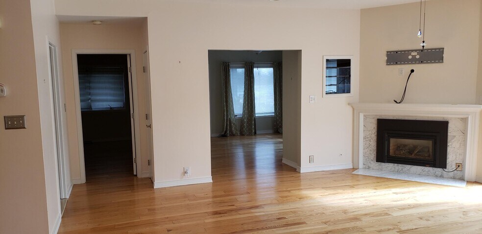 Building Photo - 21 Kreger Dr