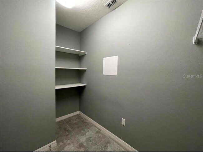 Building Photo - 3813 Carrick Bend Dr