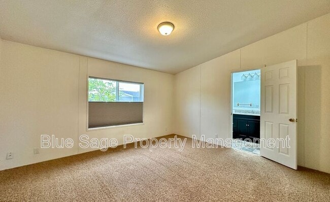 Building Photo - 50 Buds Way