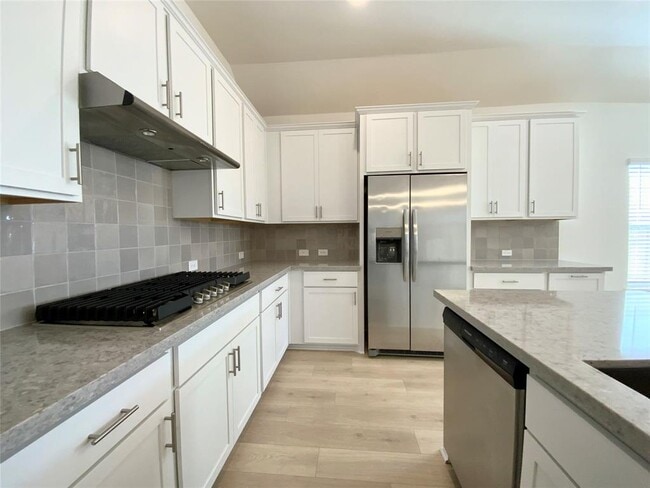 Building Photo - 247 Du Bois Ln