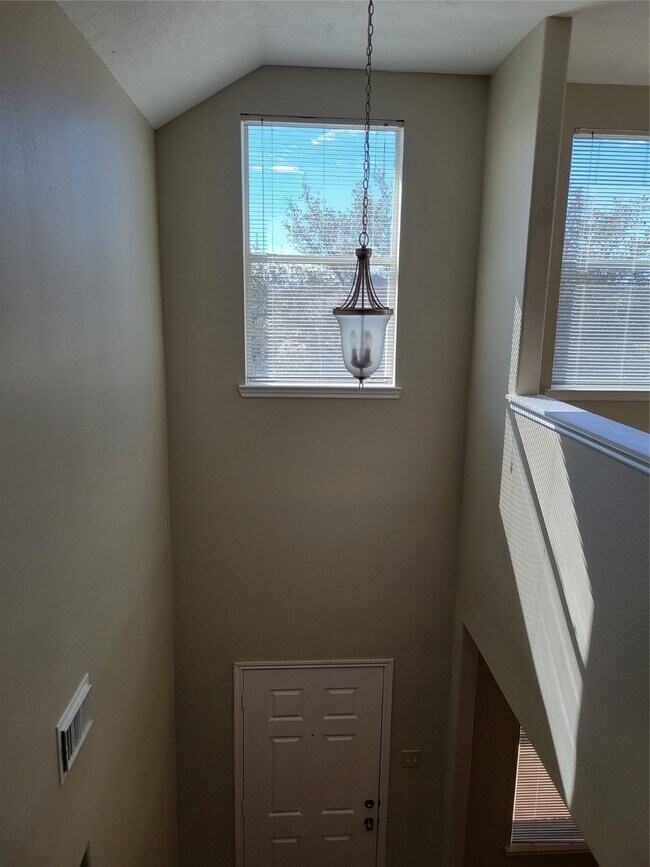 Building Photo - 19426 Old Barngate Ln