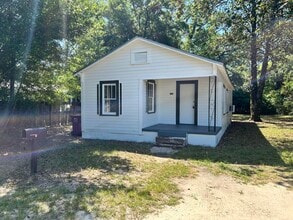 Building Photo - 209 Griffith Ave E