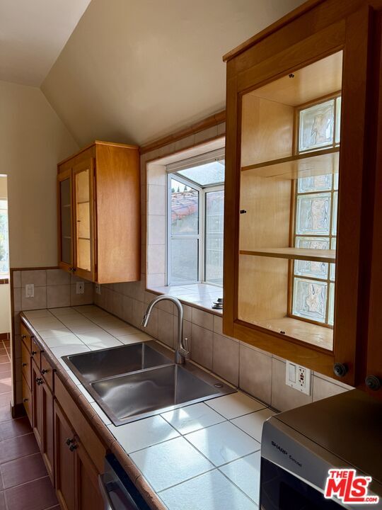 Building Photo - 1227 Ridgeley Dr