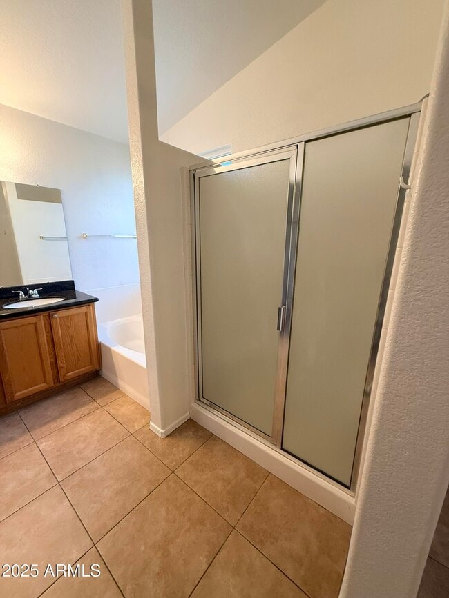 Building Photo - 1313 W Kesler Ln