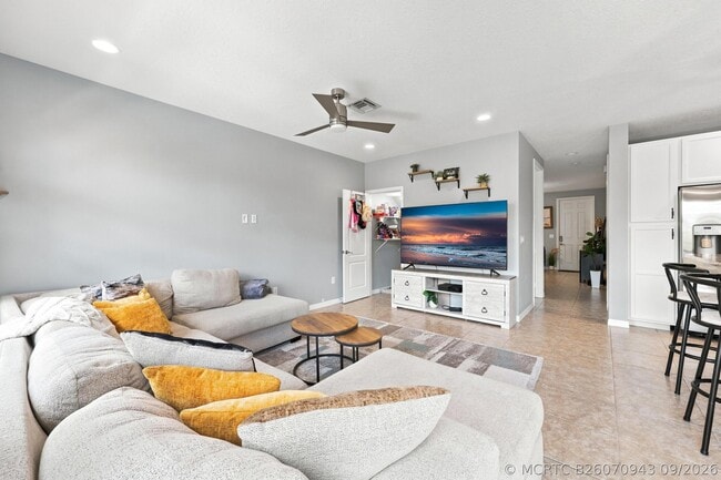 Building Photo - 4585 Tara Cove Way