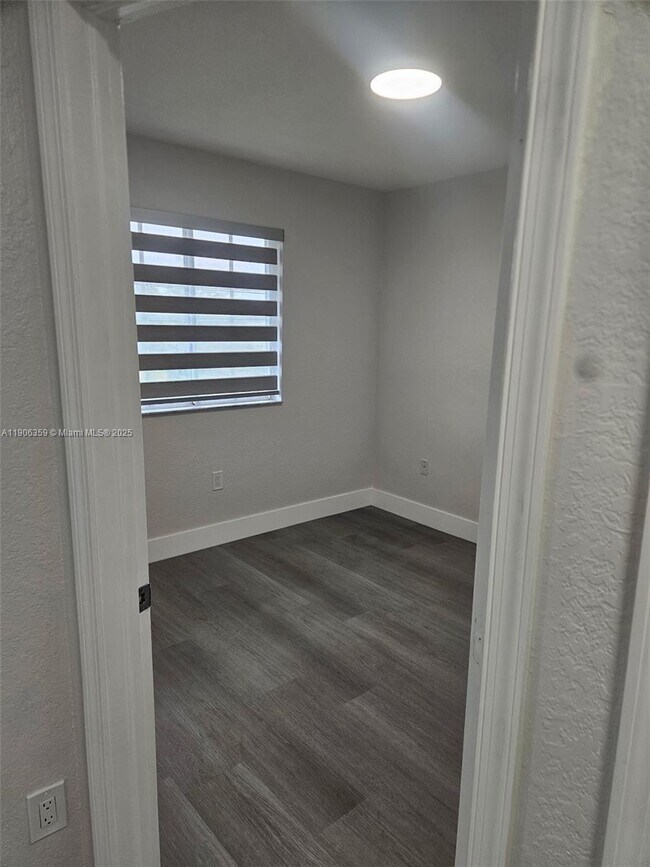 Building Photo - 6752 NW 182nd St