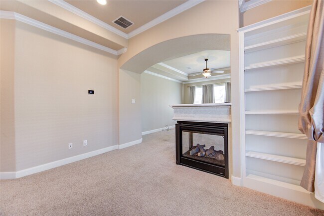 Building Photo - 28318 Wild Mustang Ln