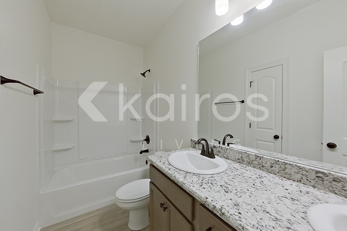 Building Photo - 121 Rainfall Ln