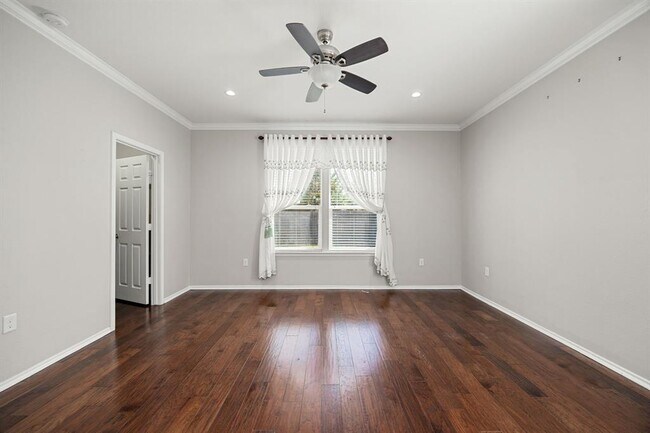 Building Photo - 1517 Gautami Dr