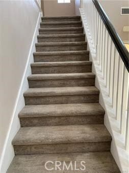 Building Photo - 3476 Villa Dr