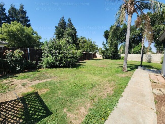 Building Photo - This house is in a great LOCATION (Callowa...