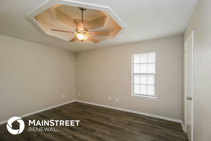 Building Photo - 1604 Pennington Cir