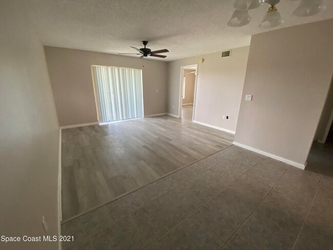 Building Photo - 200 International Dr