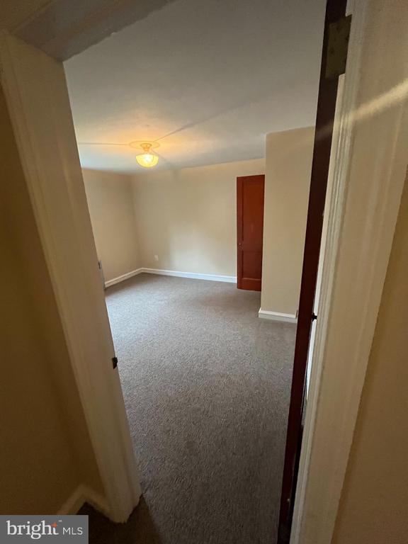 Building Photo - 301 E Main St