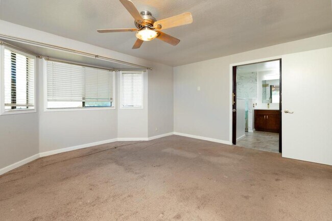 Building Photo - 91-1048 Panapanapuhi St