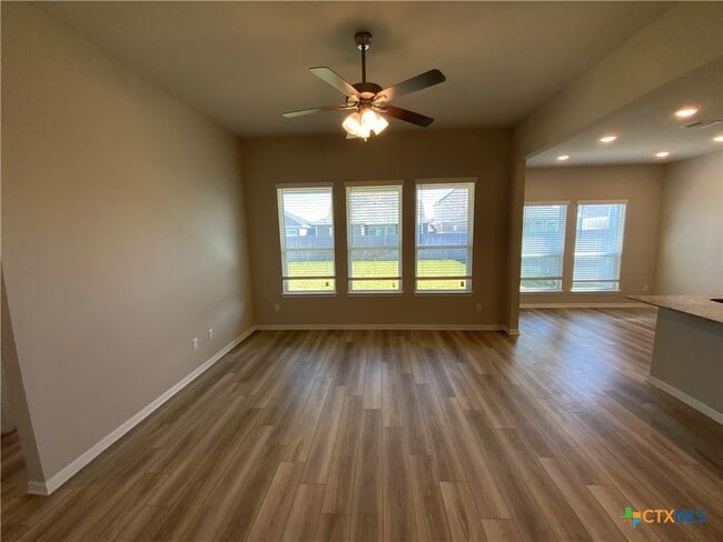 Building Photo - 2829 Valdez Dr