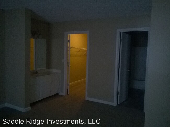 Building Photo - 155 Baker Dr