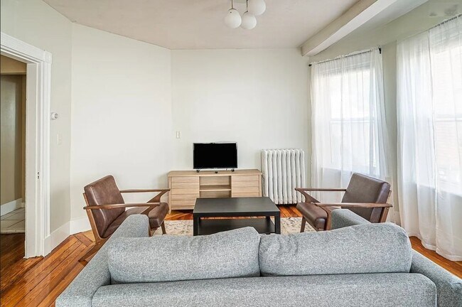 Building Photo - 6 Haskell St