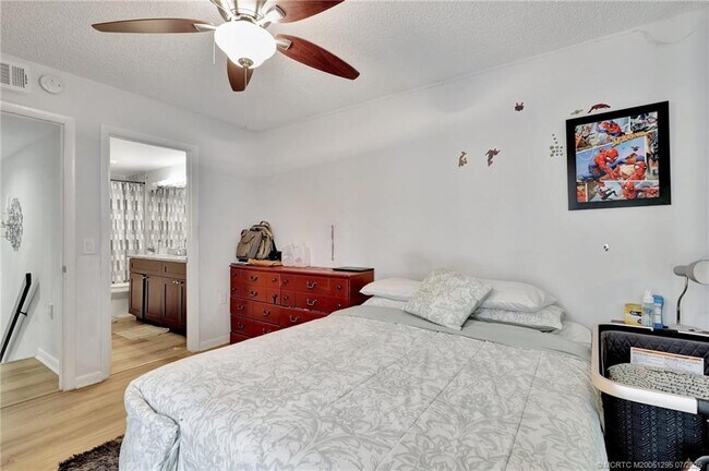 Building Photo - 5907 59th Way
