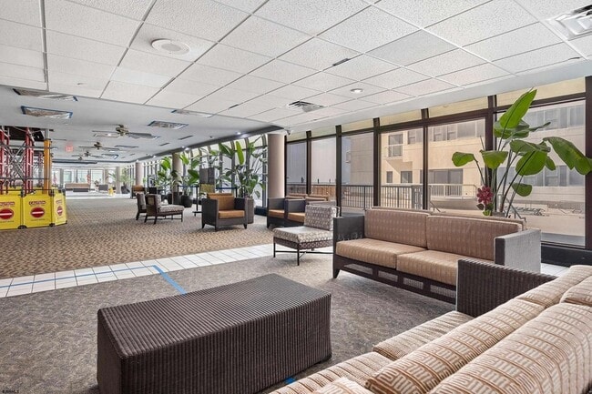 Building Photo - 3101 Boardwalk