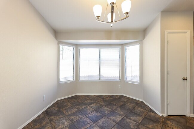 Building Photo - 16214 N 162nd Dr