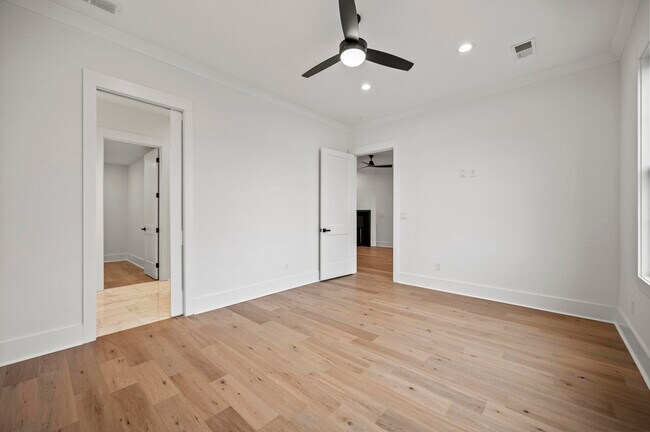 Building Photo - 4161 Cocos Wy