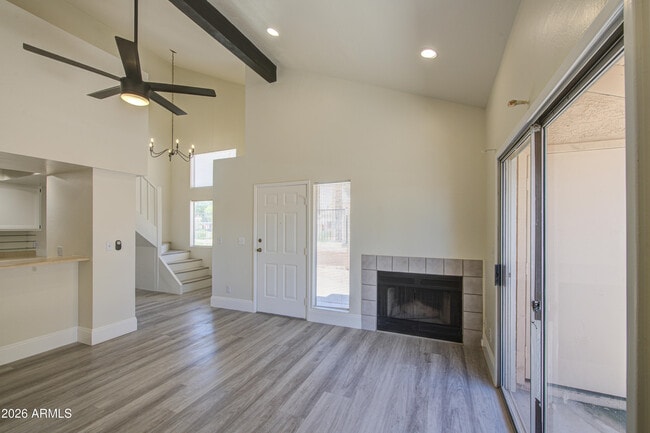 Building Photo - 2019 W Lemon Tree Pl