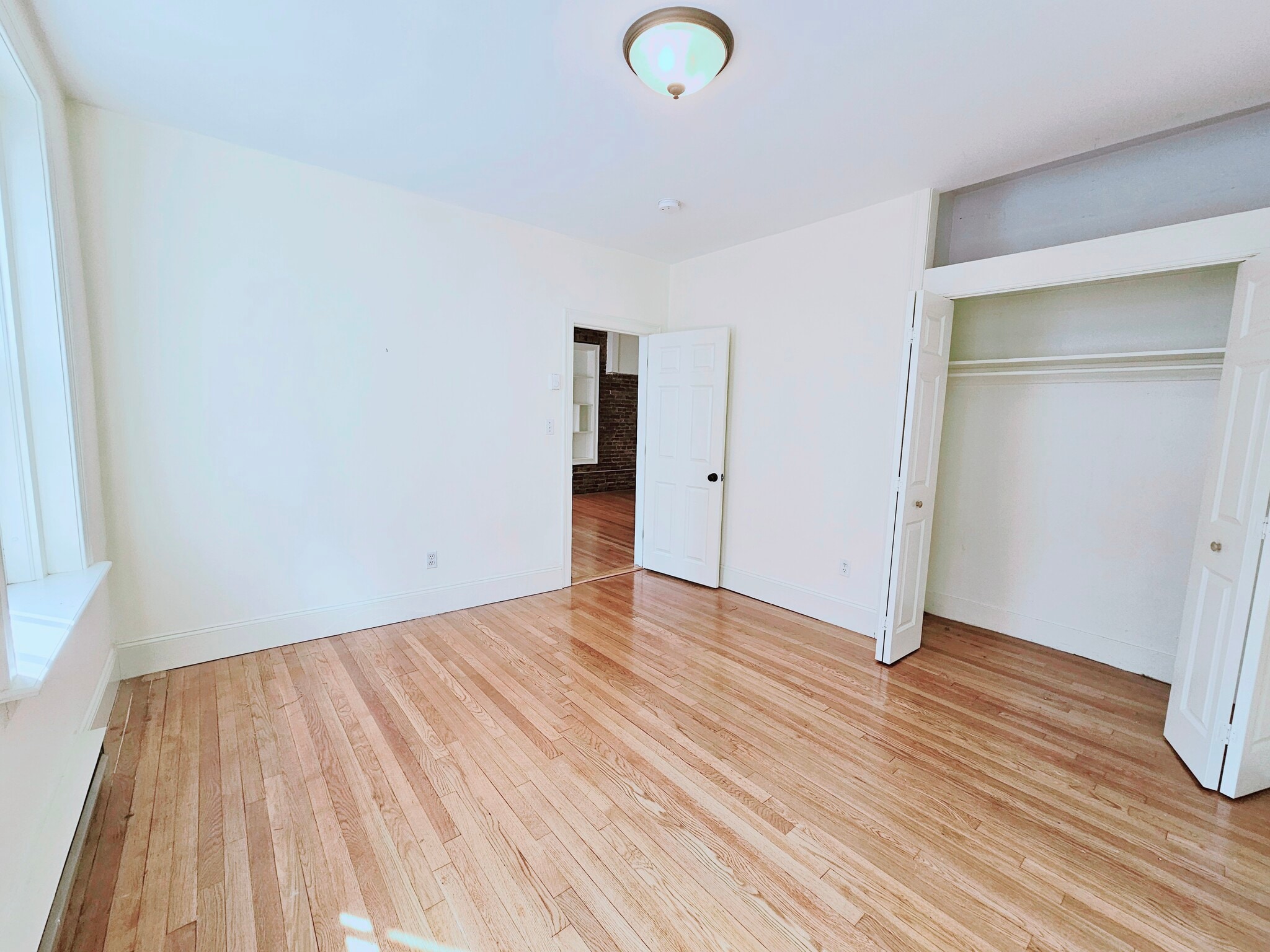 Building Photo - 81 West Cedar St