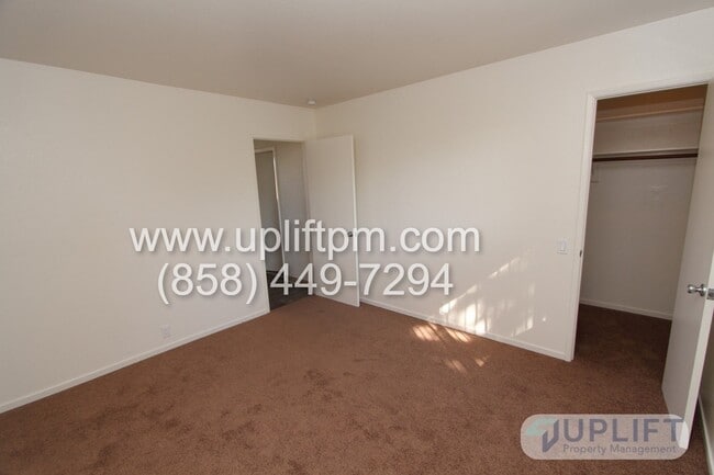 Building Photo - Choctaw Dr (4728-30)