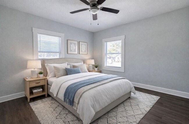 Building Photo - 3927 6th St S