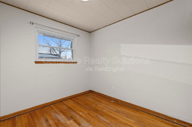 Building Photo - 10044 Pepper Ln