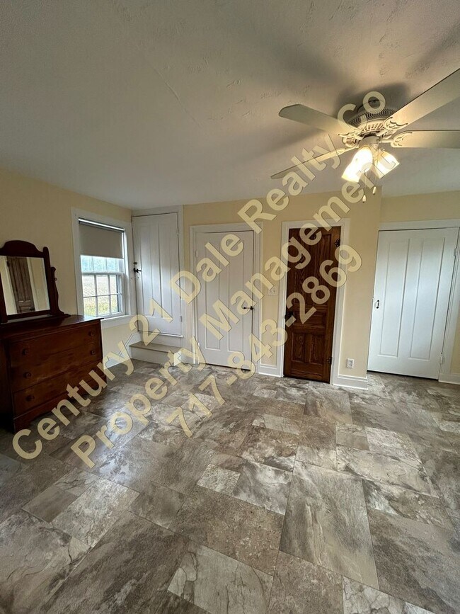 Building Photo - Beautiful 2 Bedroom Home in South Eastern ...