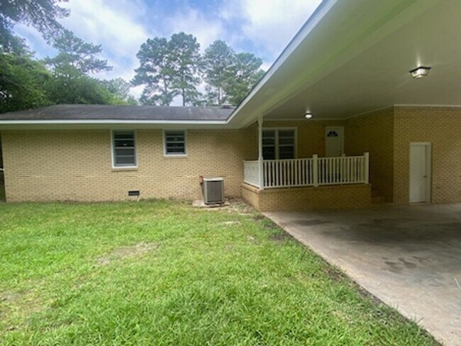 Building Photo - FAIRVIEW DRIVE 4334-4404