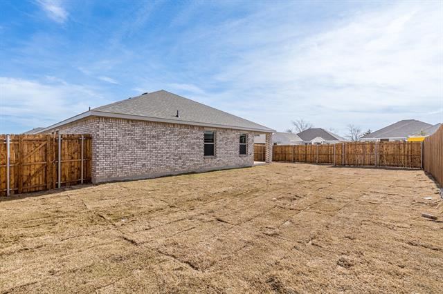 Building Photo - 2125 Croton Ave