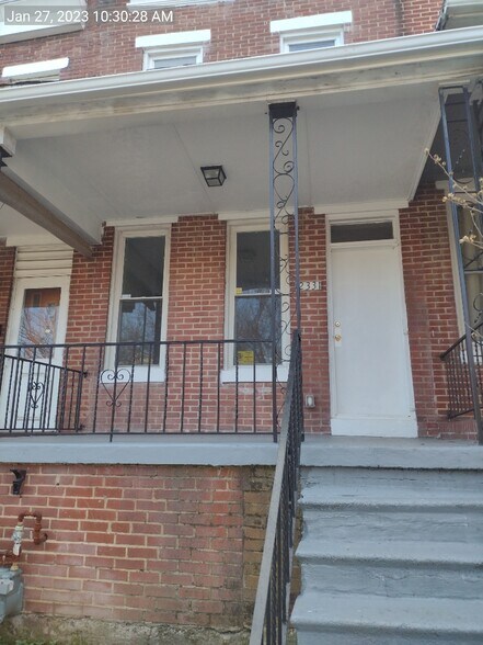 Building Photo - 2331 Sidney Ave