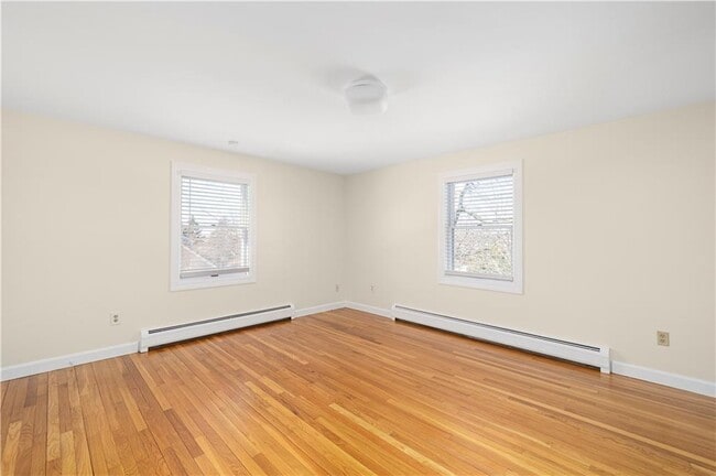 Building Photo - 18 Coggeshall Way