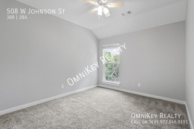 Building Photo - 508 W Johnson St