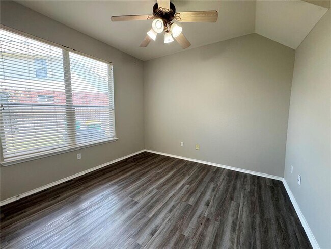 Building Photo - 2311 Portwood Bend Cove