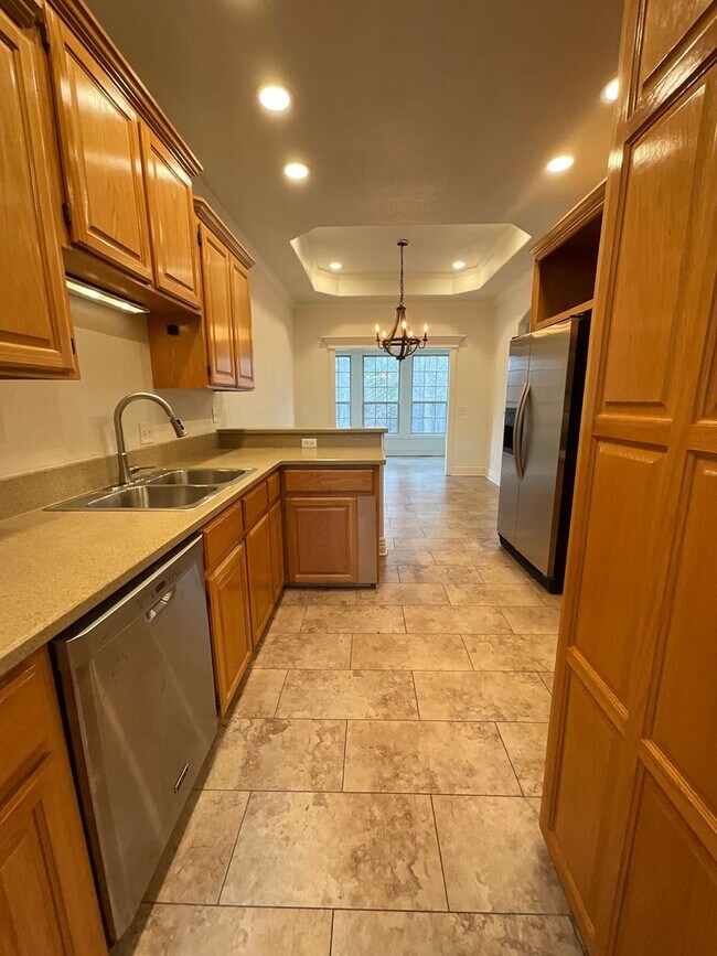 Building Photo - Spacious 4 Bedroom 2 bathroom House in Bella Vista READY FOR RENT *LIMITED OFFER