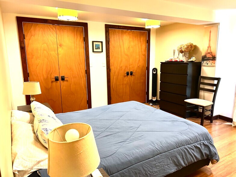 Lower level bedroom - 16 Park Hill Ter