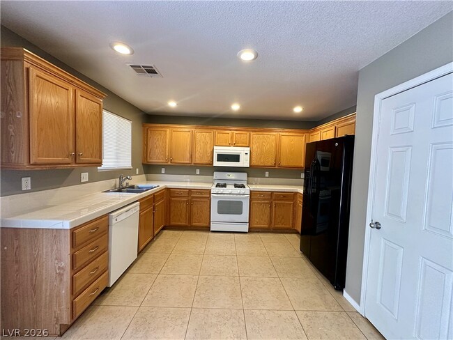 Building Photo - 9362 Boulder Opal Ave