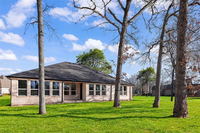 Building Photo - 203 St Andrews Dr