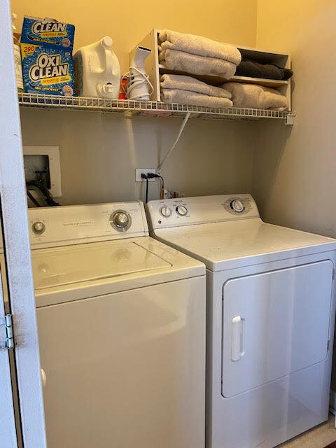 Building Photo - 2706 W Armitage Ave