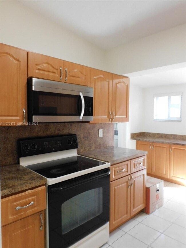 Building Photo - 620 NW 58th Ct