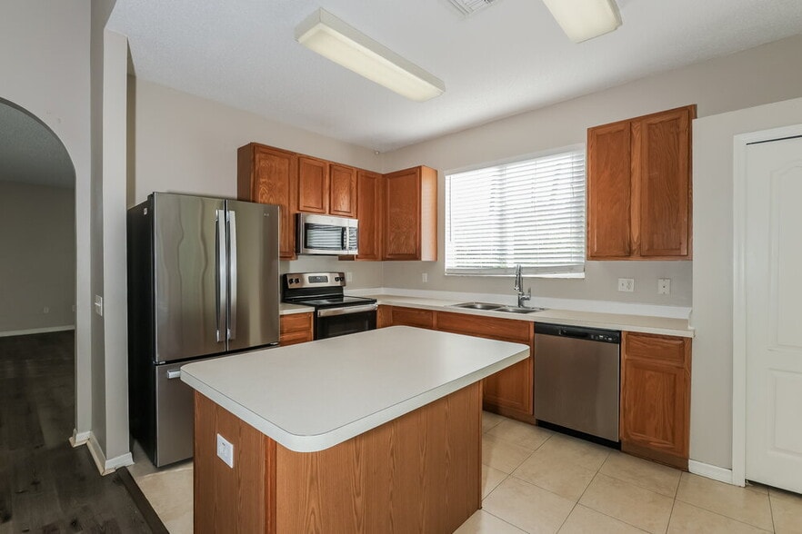Building Photo - 22842 Marsh Wren Dr
