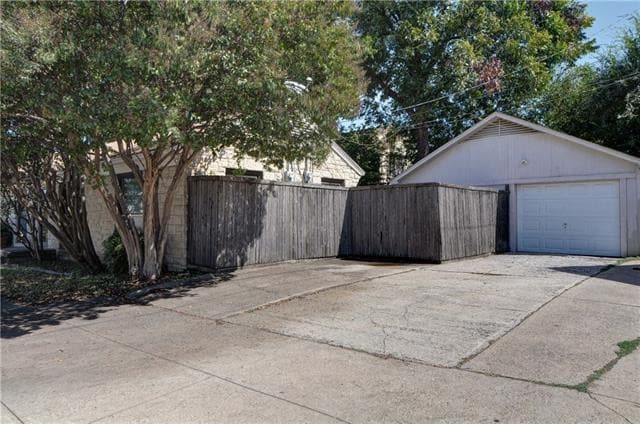 Paved parking - 6950 Hillcrest Ave