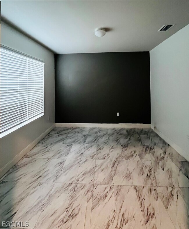 Building Photo - 10601 Crossback Ln