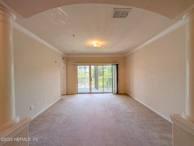 Building Photo - 1300 Riverplace Blvd