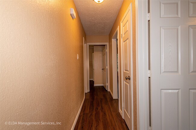 Building Photo - 12834 Timothy Dr